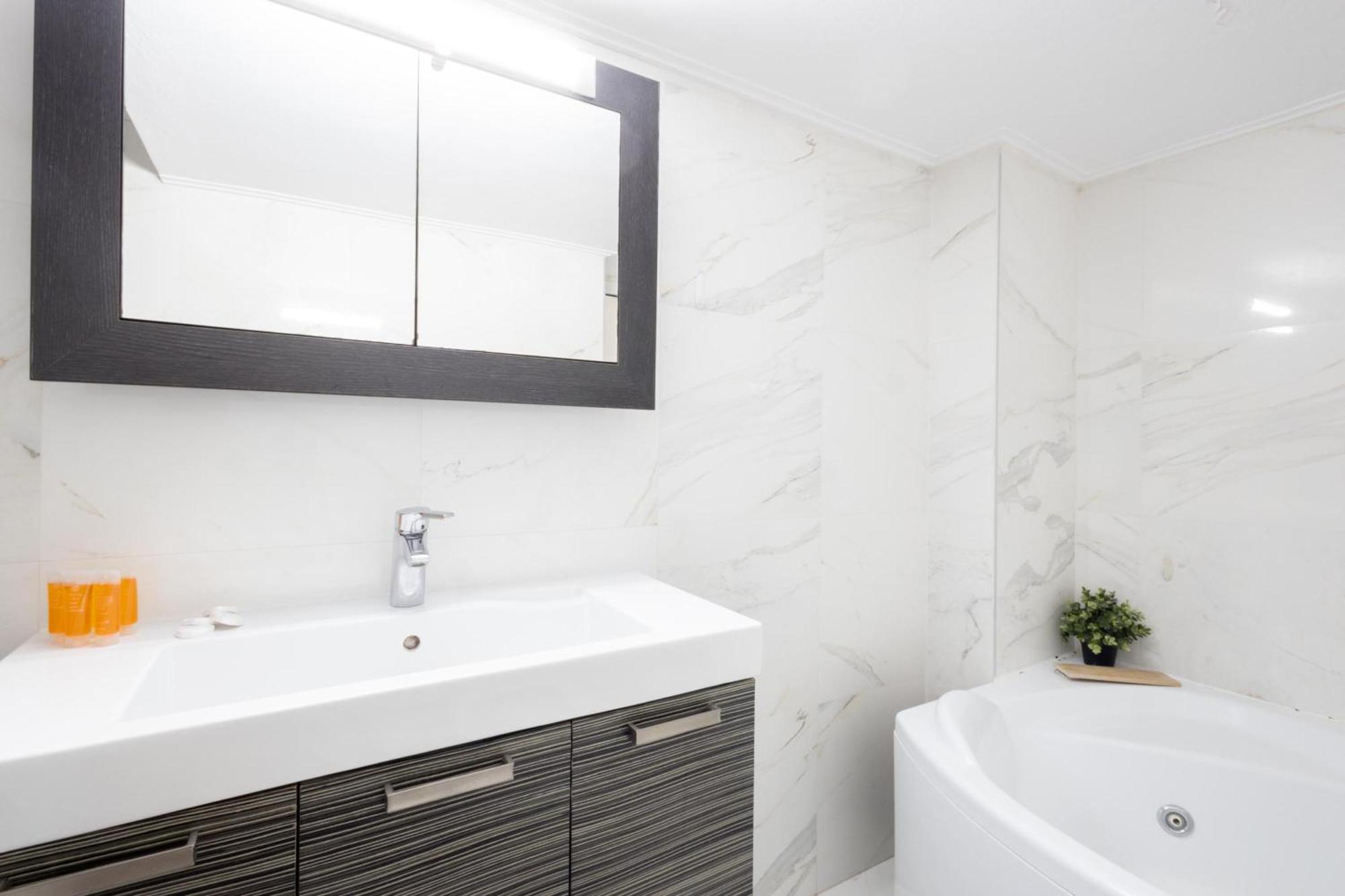 A Luxury & Comfortable Apt In Athens Ngoại thất bức ảnh