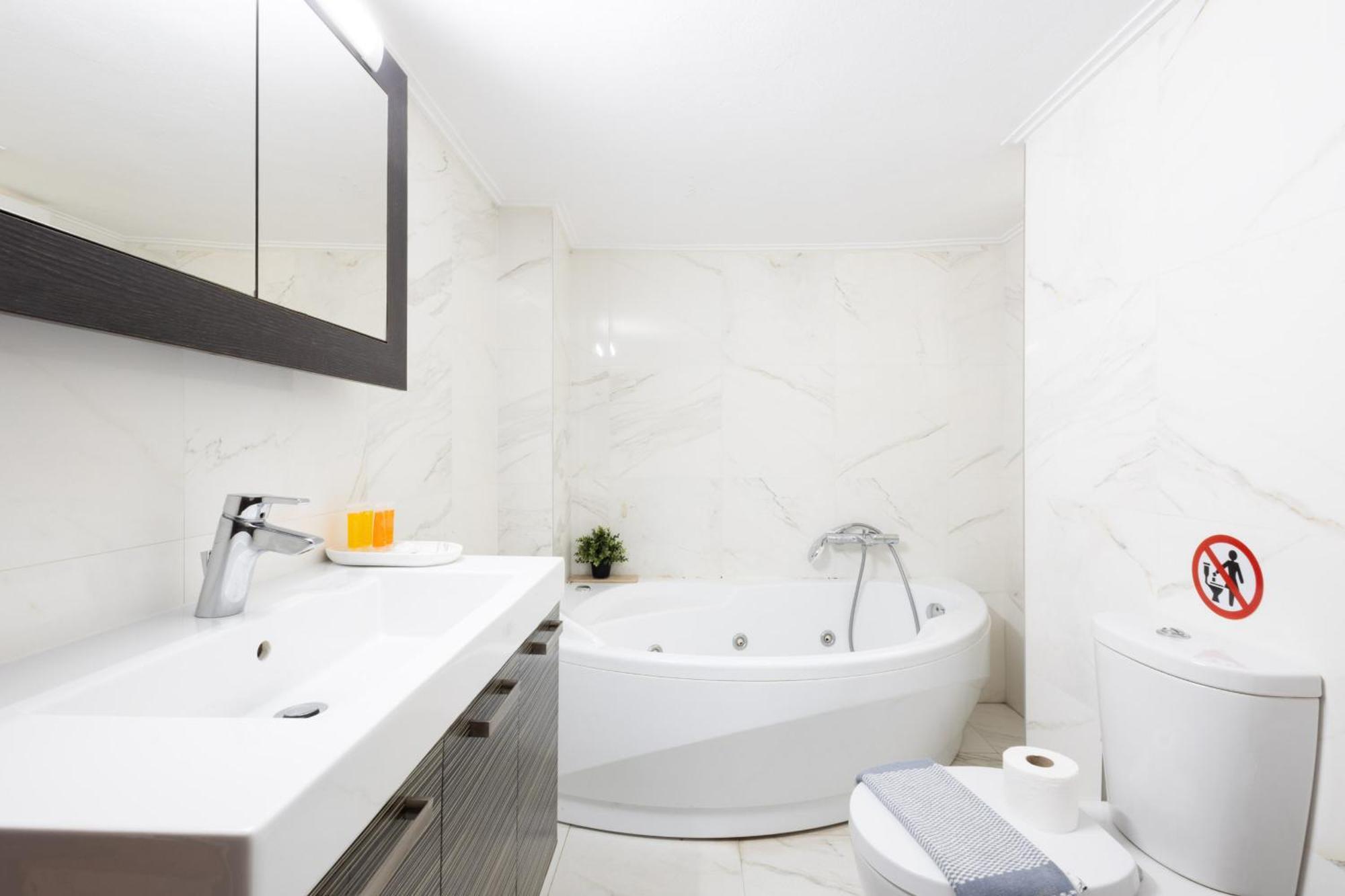 A Luxury & Comfortable Apt In Athens Ngoại thất bức ảnh